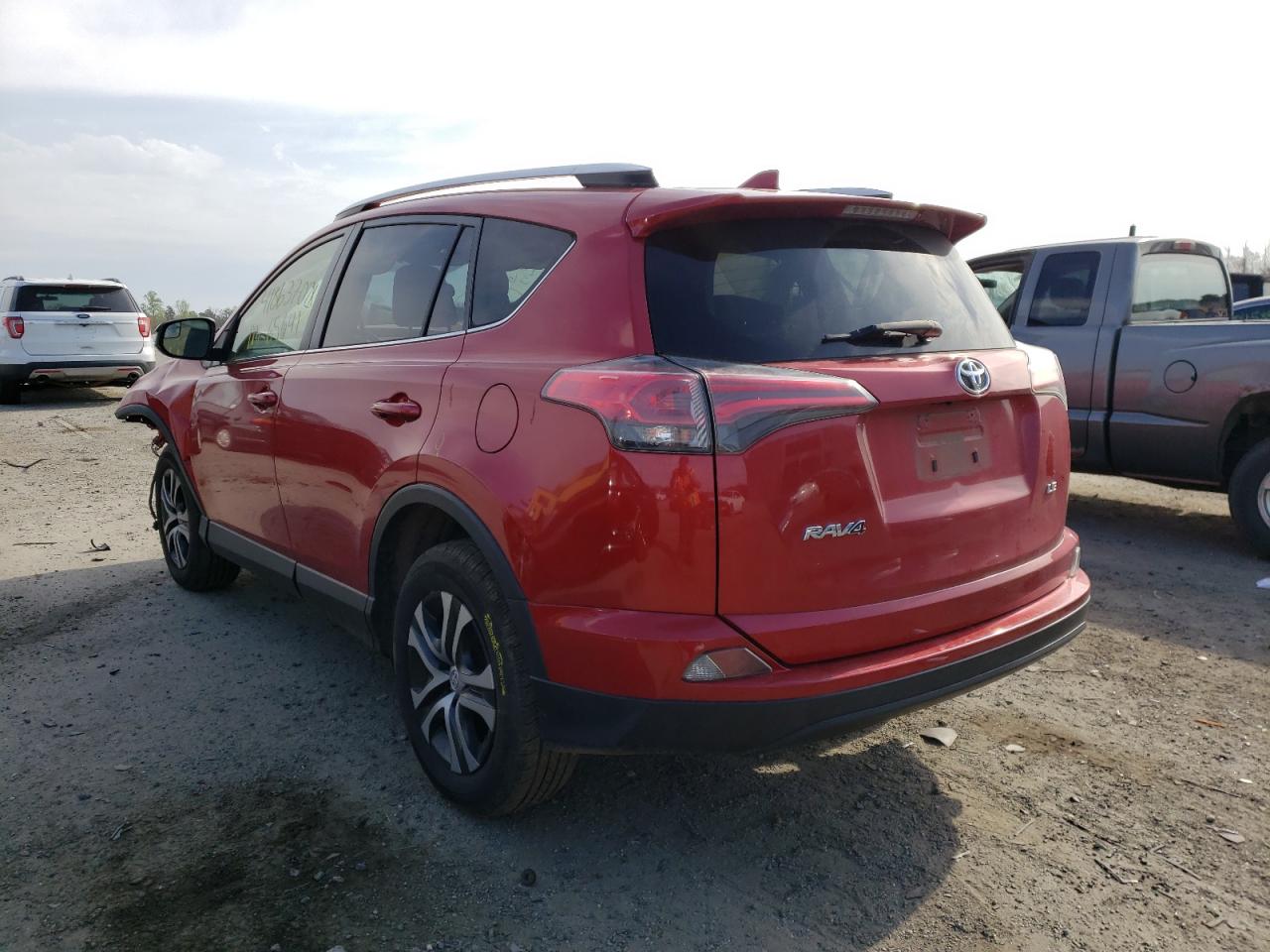 Photo 3 from auction – 2016 TOYOTA RAV4 LE with VIN JTMZFREV0GJ074005