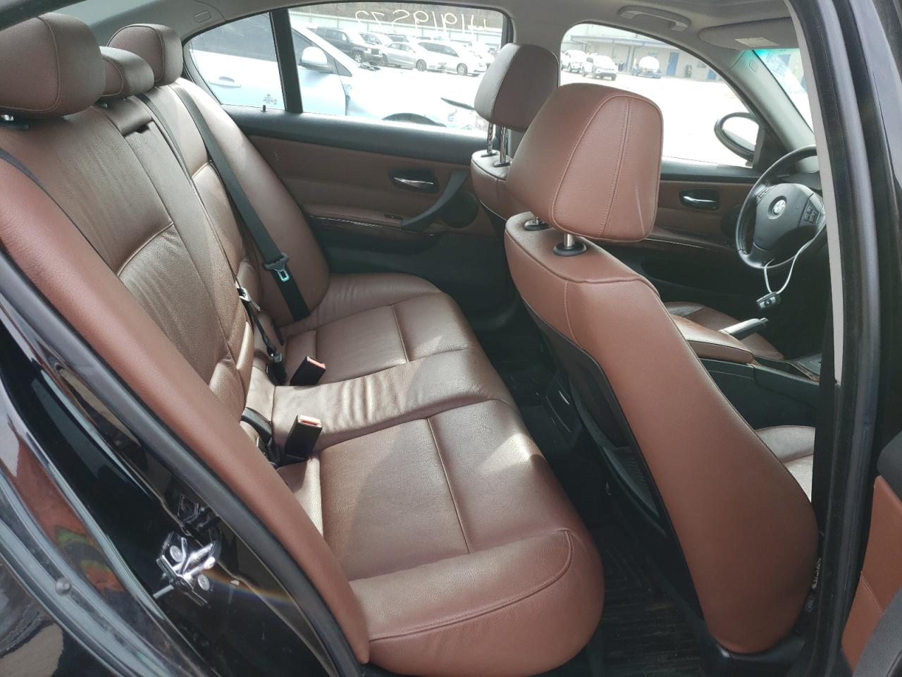 Photo 6 from auction – 2007 BMW 335 XI with VIN WBAVD535X7A007411