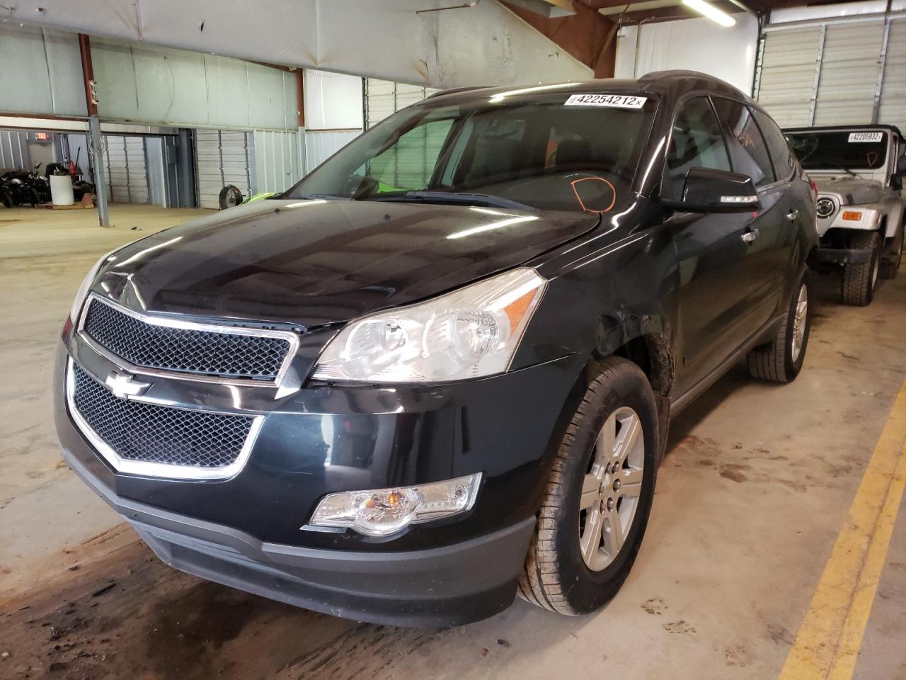 Photo 2 from auction – 2011 CHEVROLET TRAVERSE with VIN 1GNKVGED9BJ249187