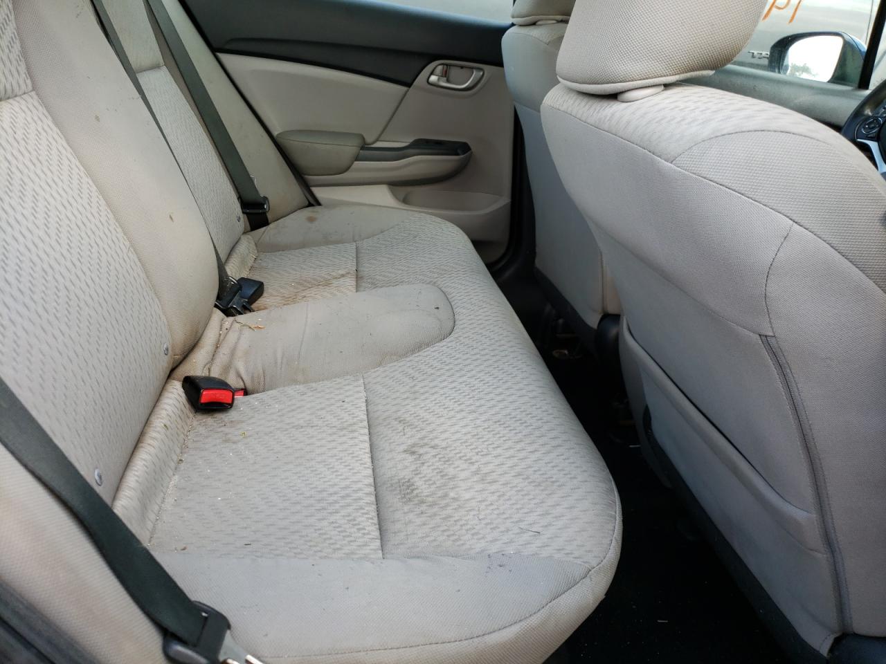 Photo 6 from auction – 2015 HONDA CIVIC LX with VIN 19XFB2F50FE075753