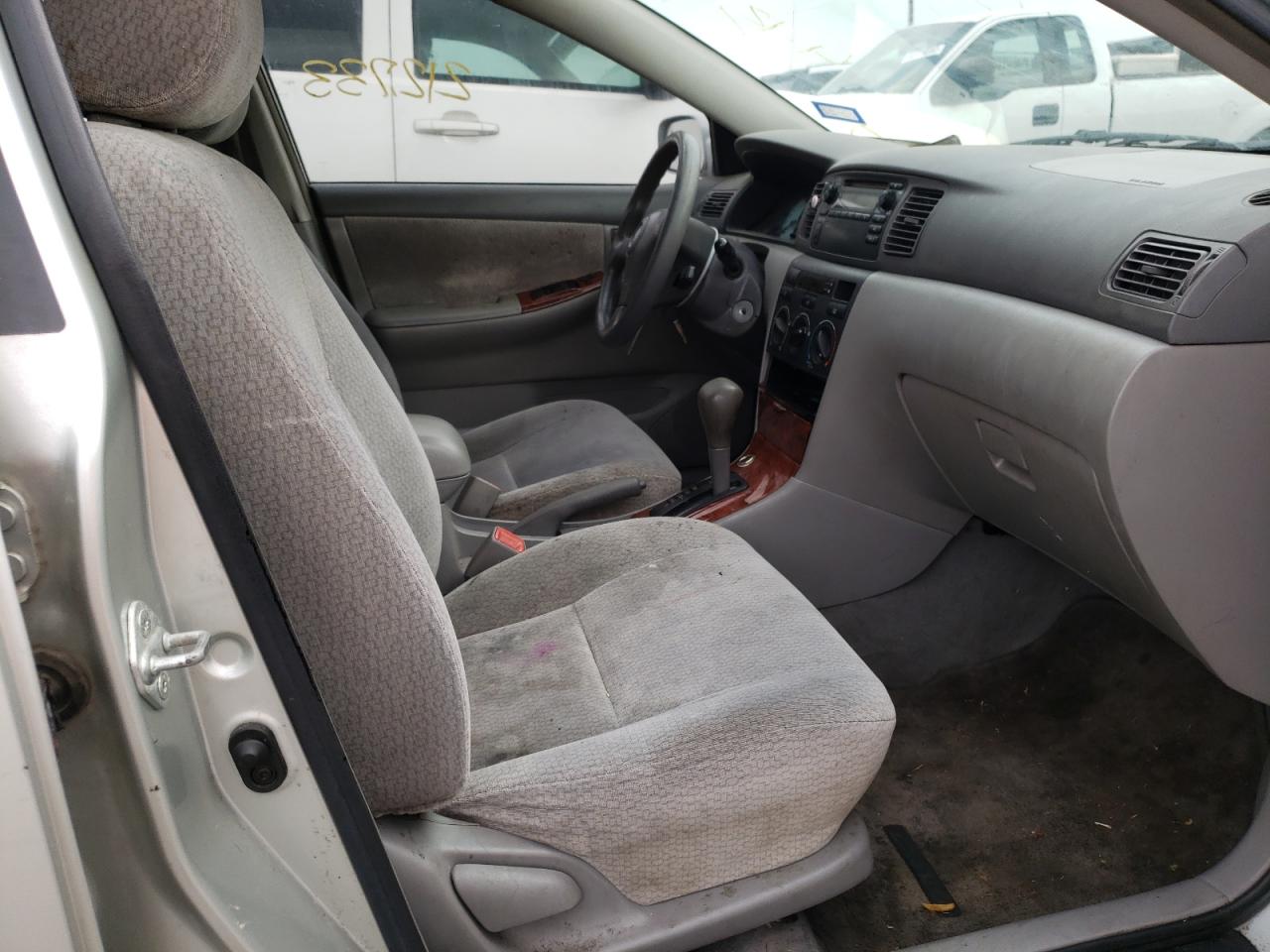 Foto 5 de la subasta – 2004 TOYOTA COROLLA CE con VIN JTDBR32E142018008