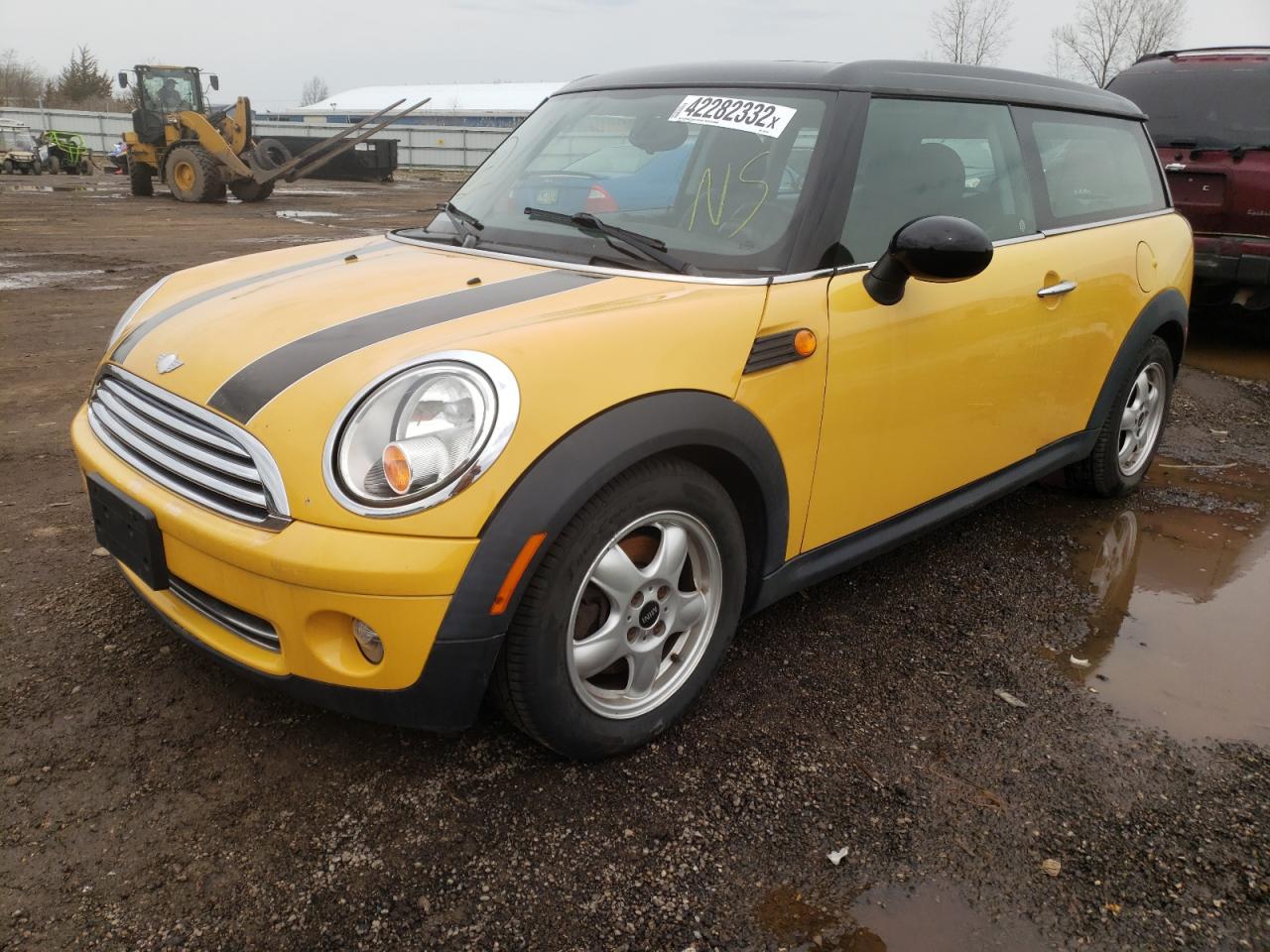 Photo 2 from auction – 2008 MINI COOPER CLU with VIN WMWML33588TN67596