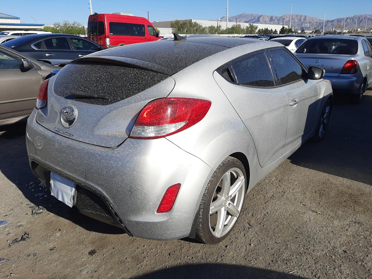 Photo 4 from auction – 2013 HYUNDAI VELOSTER with VIN KMHTC6AD1DU086597