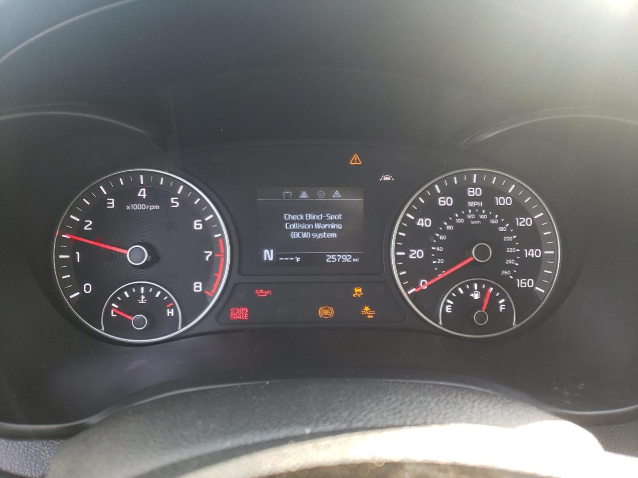Photo 8 from auction – 2019 KIA OPTIMA LX with VIN 5XXGT4L32KG352002