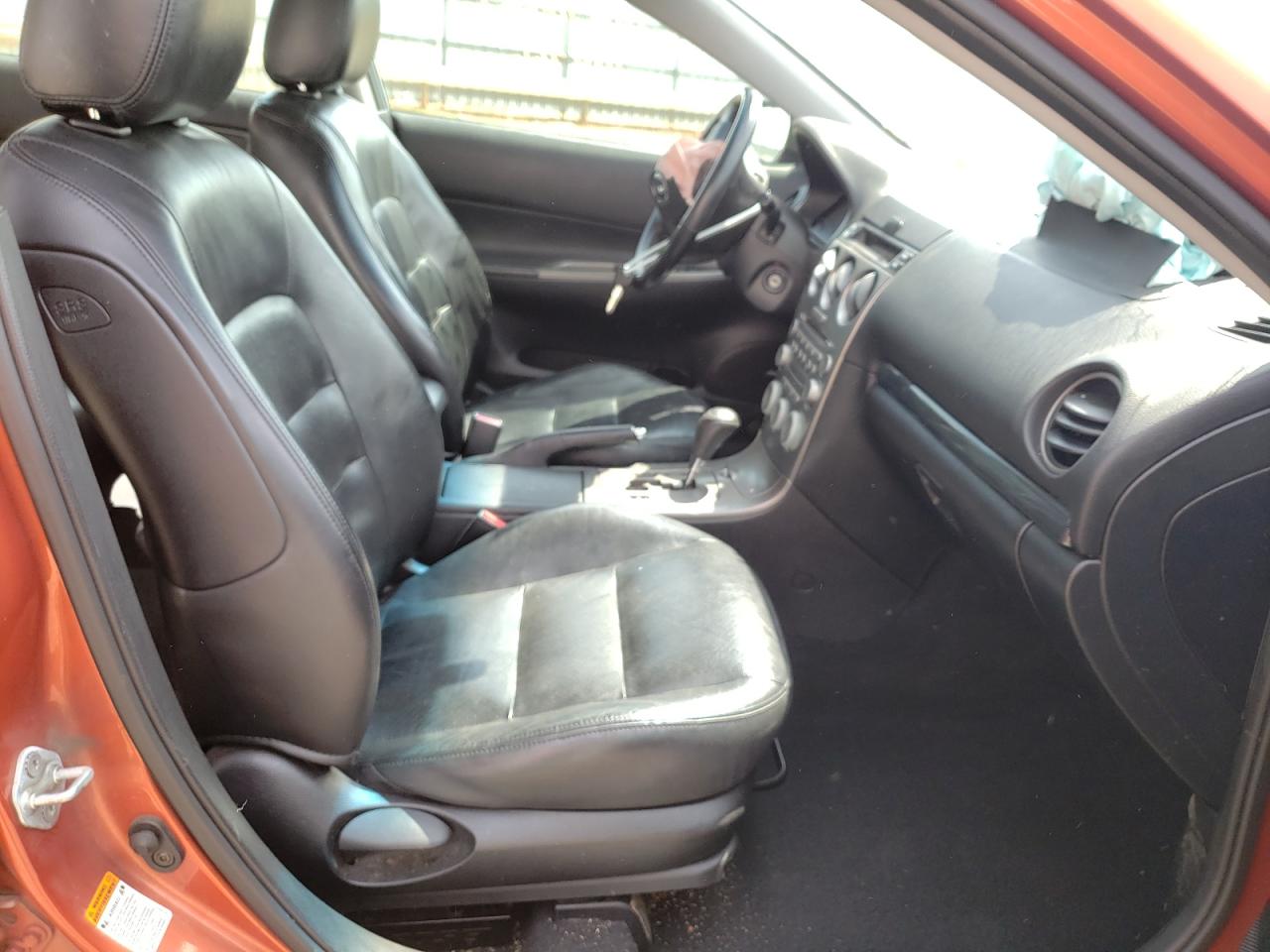Photo 5 from auction – 2004 MAZDA 6 S with VIN 1YVHP80D745N46815