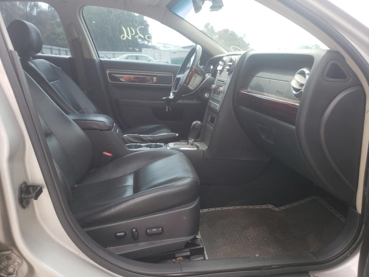 Photo 5 from auction – 2007 LINCOLN MKZ with VIN 3LNHM26T27R615658