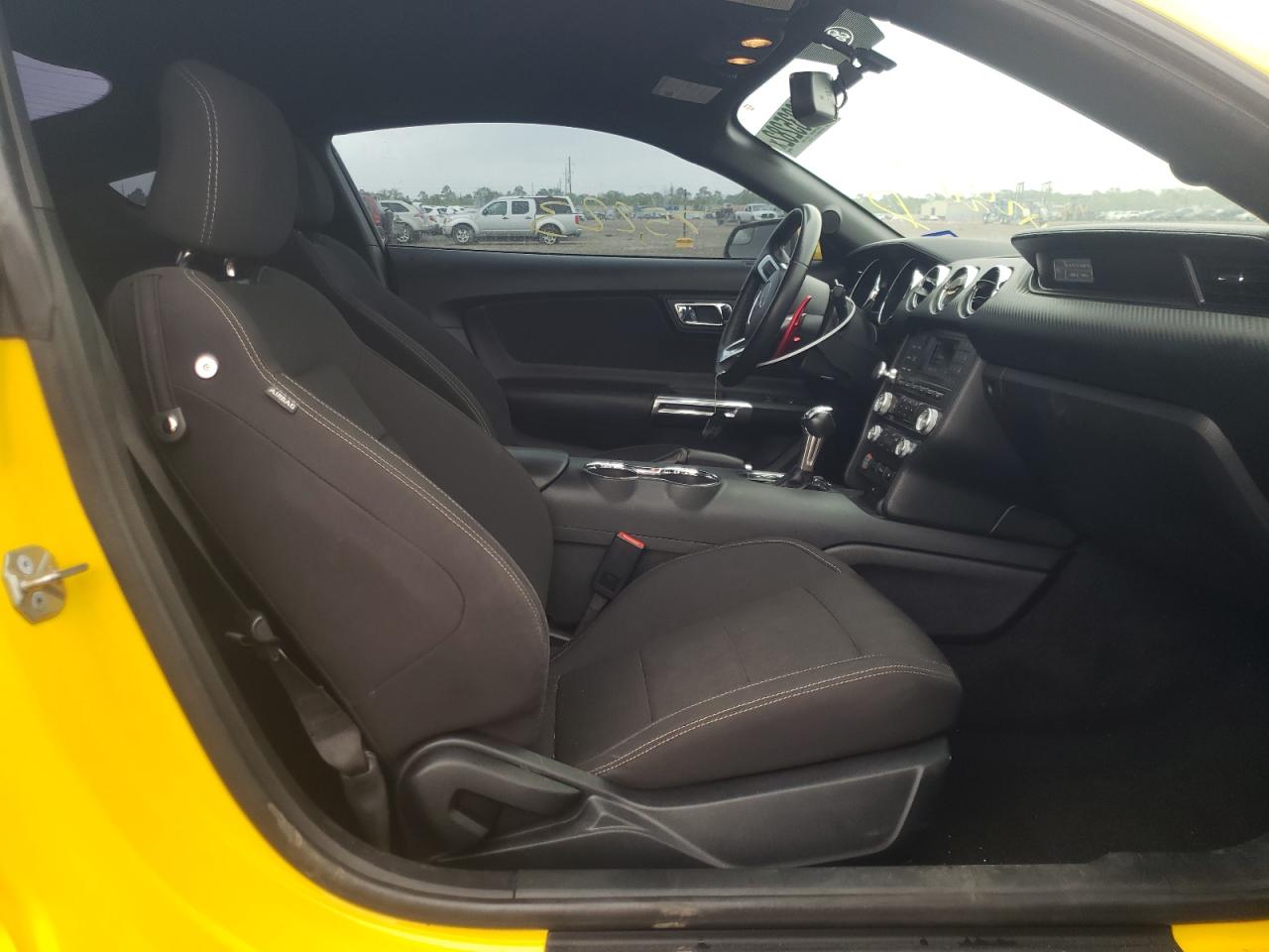 Photo 5 from auction – 2016 FORD MUSTANG with VIN 1FA6P8AM1G5281380