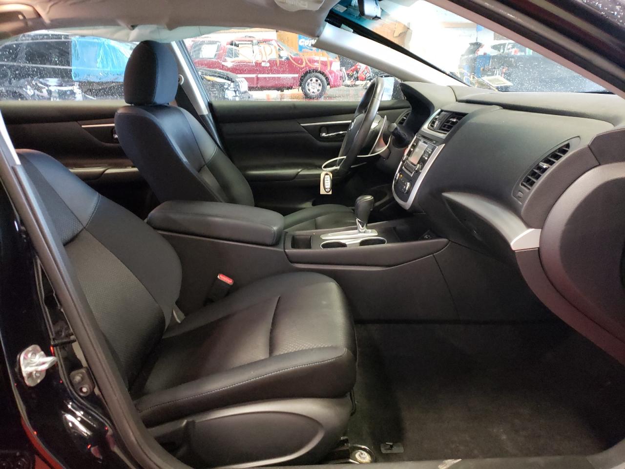 Photo 5 from auction – 2016 NISSAN ALTIMA 2.5 with VIN 1N4AL3AP7GC177166