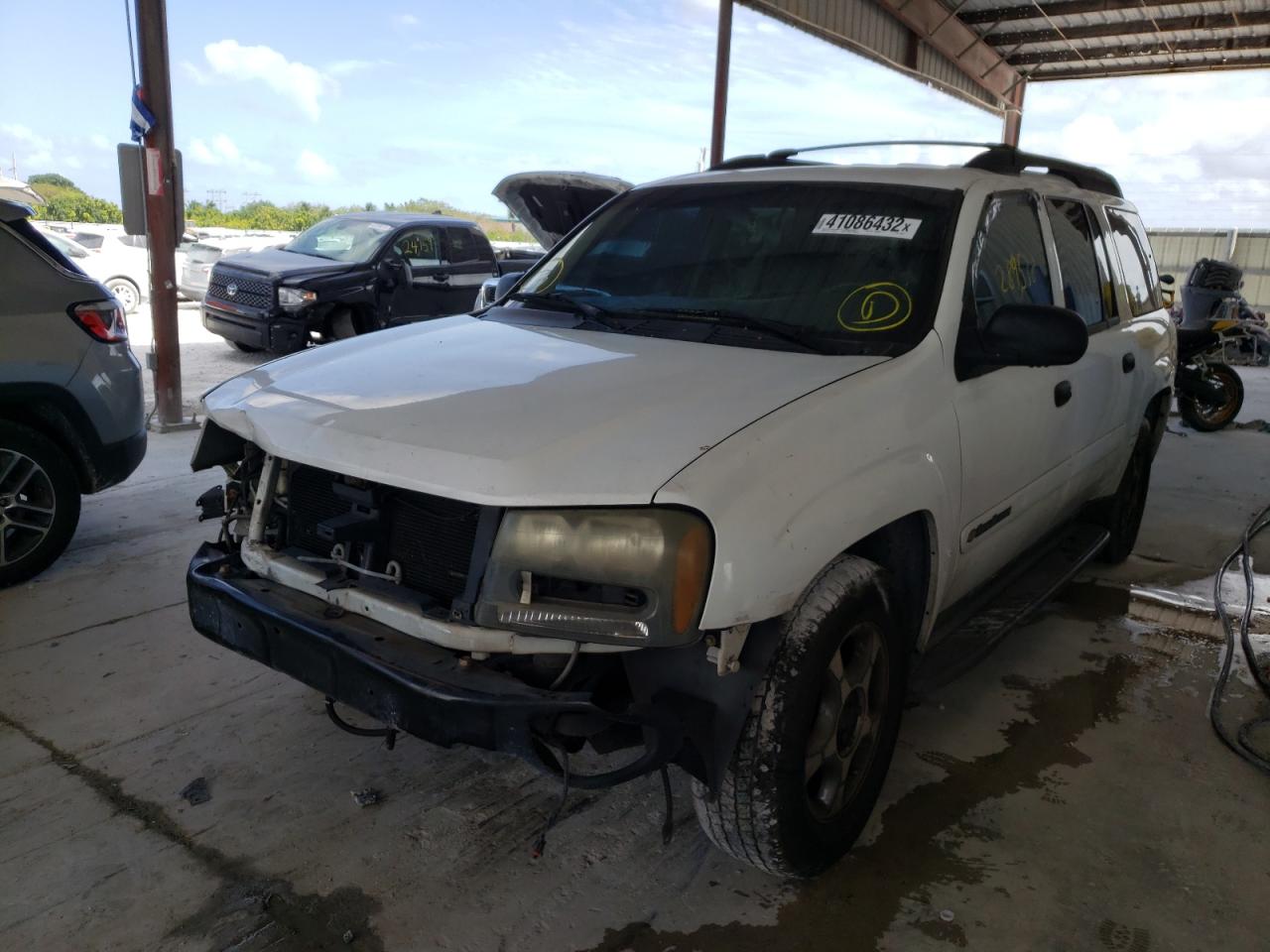 Photo 2 from auction – 2003 CHEVROLET TRAILBLAZE with VIN 1GNES16S436222936