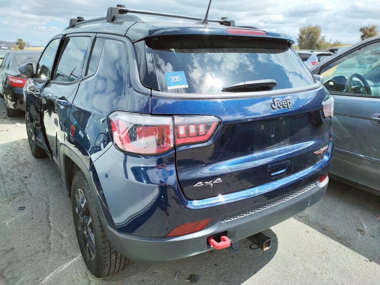 Photo 3 from auction – 2019 JEEP COMPASS TR with VIN 3C4NJDDB1KT721763