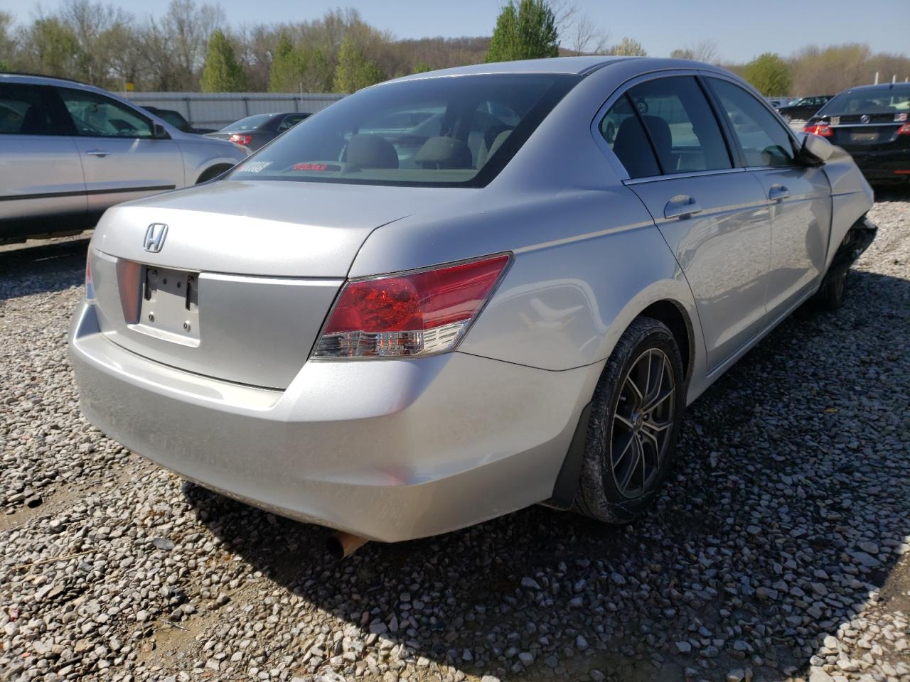 Photo 4 from auction – 2010 HONDA ACCORD LX with VIN 1HGCP2E33AA035541