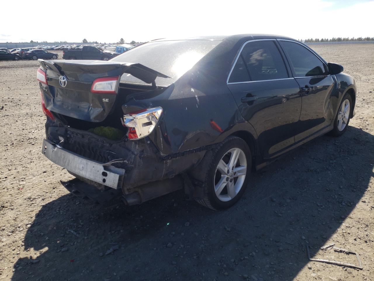 Photo 4 from auction – 2014 TOYOTA CAMRY L with VIN 4T1BF1FKXEU312327