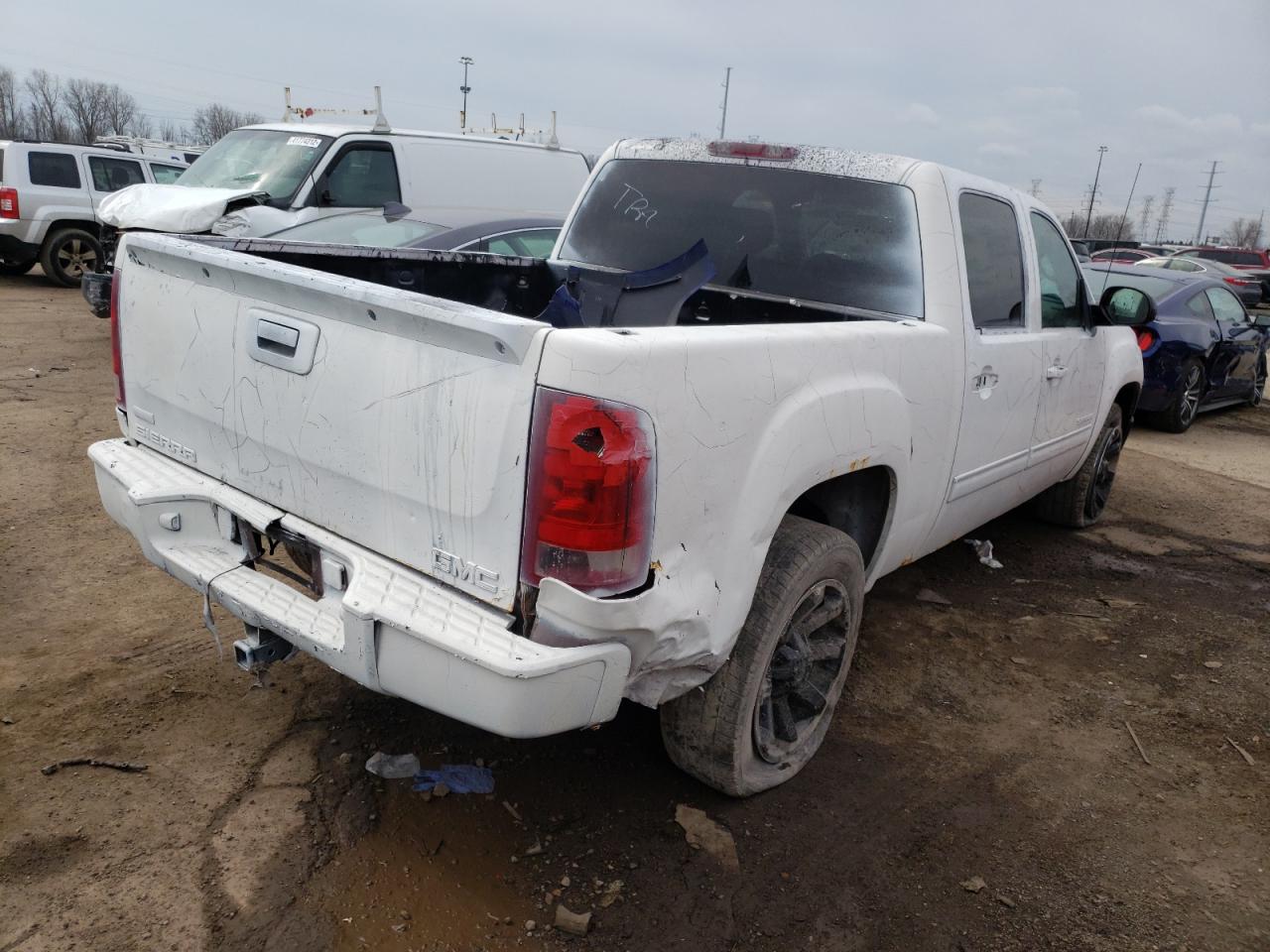 Photo 4 from auction – 2011 GMC SIERRA K15 with VIN 3GTP2UEA7BG138120