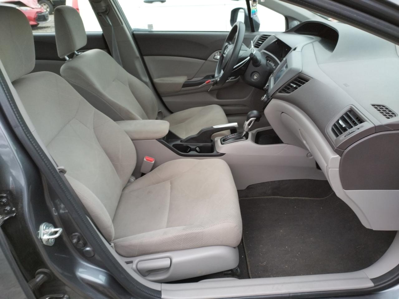 Photo 5 from auction – 2012 HONDA CIVIC EX with VIN 19XFB2F84CE348702