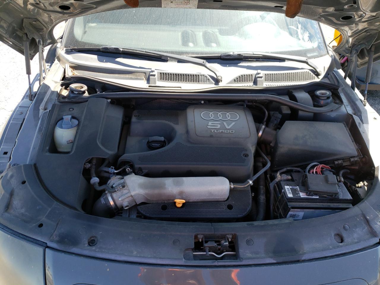 Photo 7 from auction – 2001 AUDI TT with VIN TRUTC28N611000179
