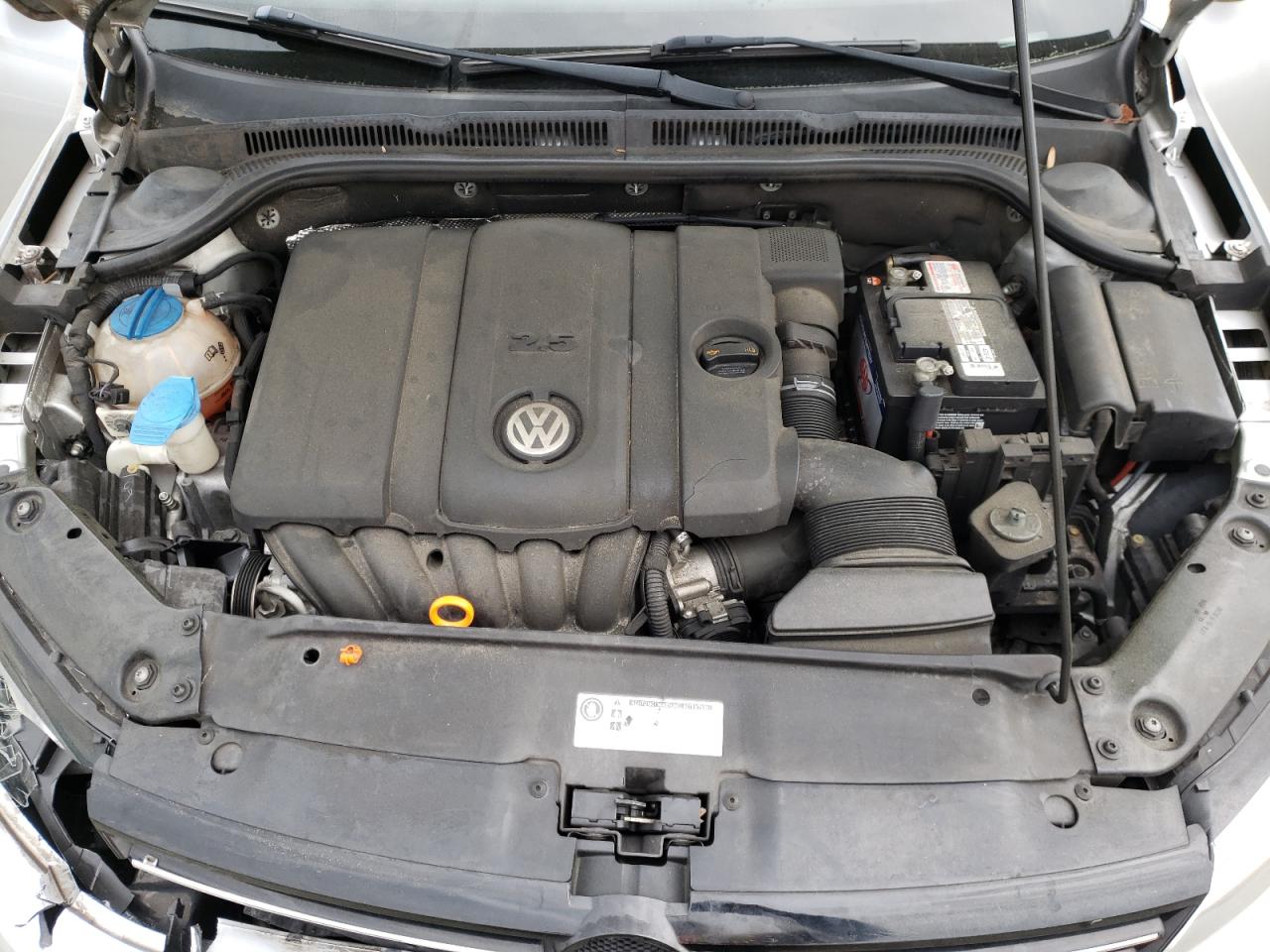 Photo 7 from auction – 2011 VOLKSWAGEN JETTA SEL with VIN 3VWLX7AJ4BM399243
