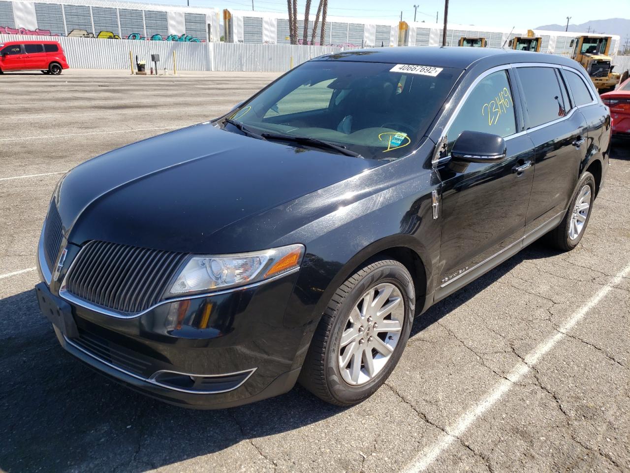 Photo 2 from auction – 2014 LINCOLN MKT with VIN 2LMHJ5NK8EBL57049