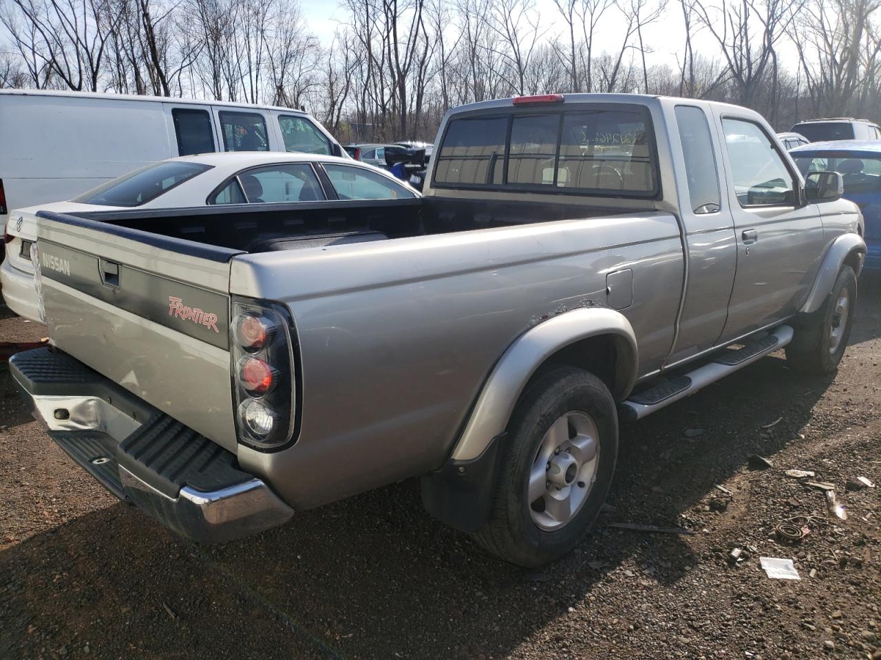 Photo 4 from auction – 2000 NISSAN FRONTIER K with VIN 1N6ED26Y4YC351861