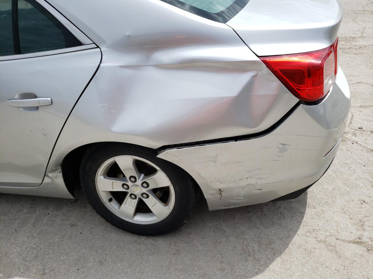 Photo 9 from auction – 2014 CHEVROLET MALIBU LS with VIN 1G11B5SL7EF188788