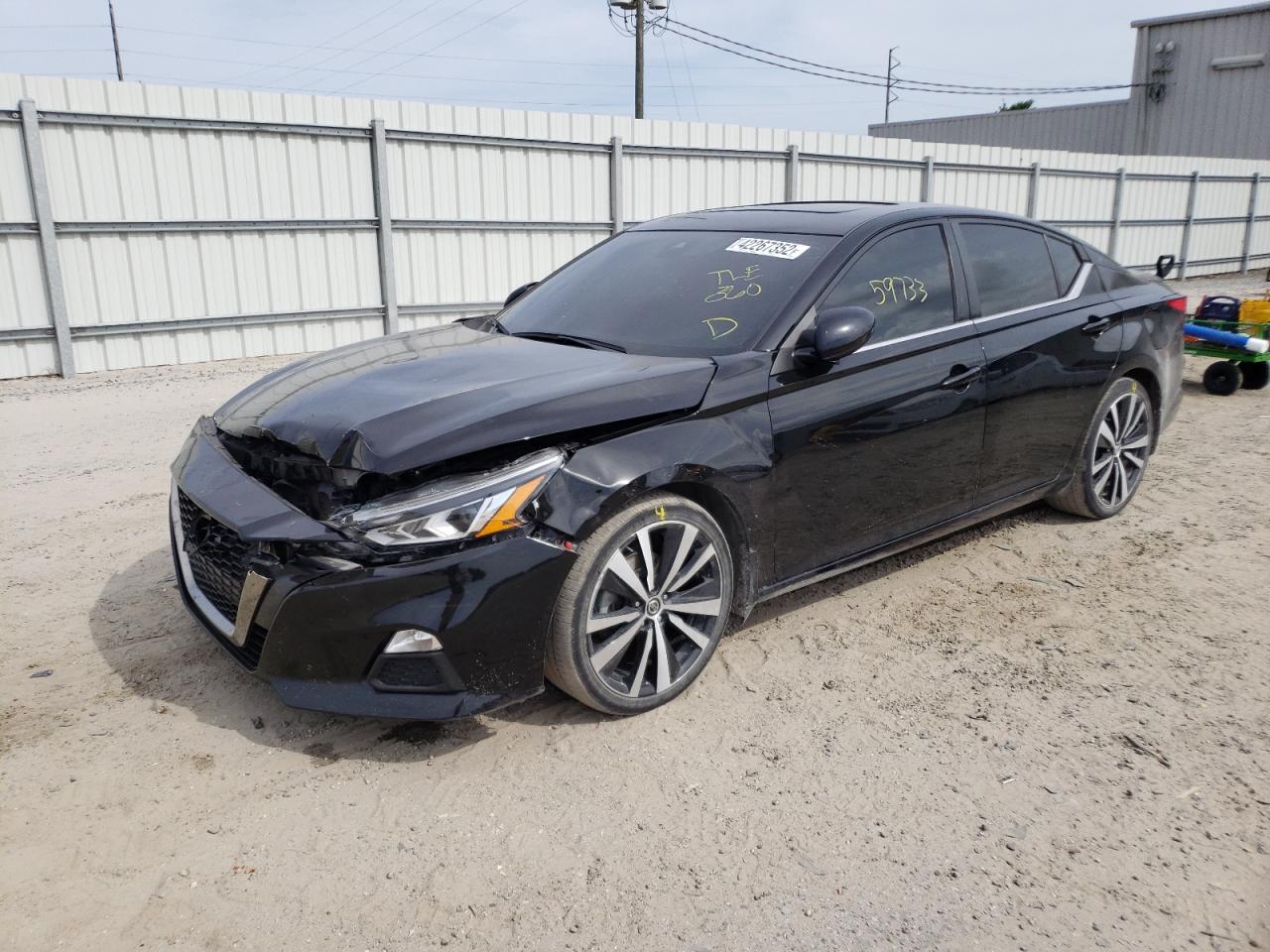 Photo 2 from auction – 2020 NISSAN ALTIMA SR with VIN 1N4BL4CV4LN317680