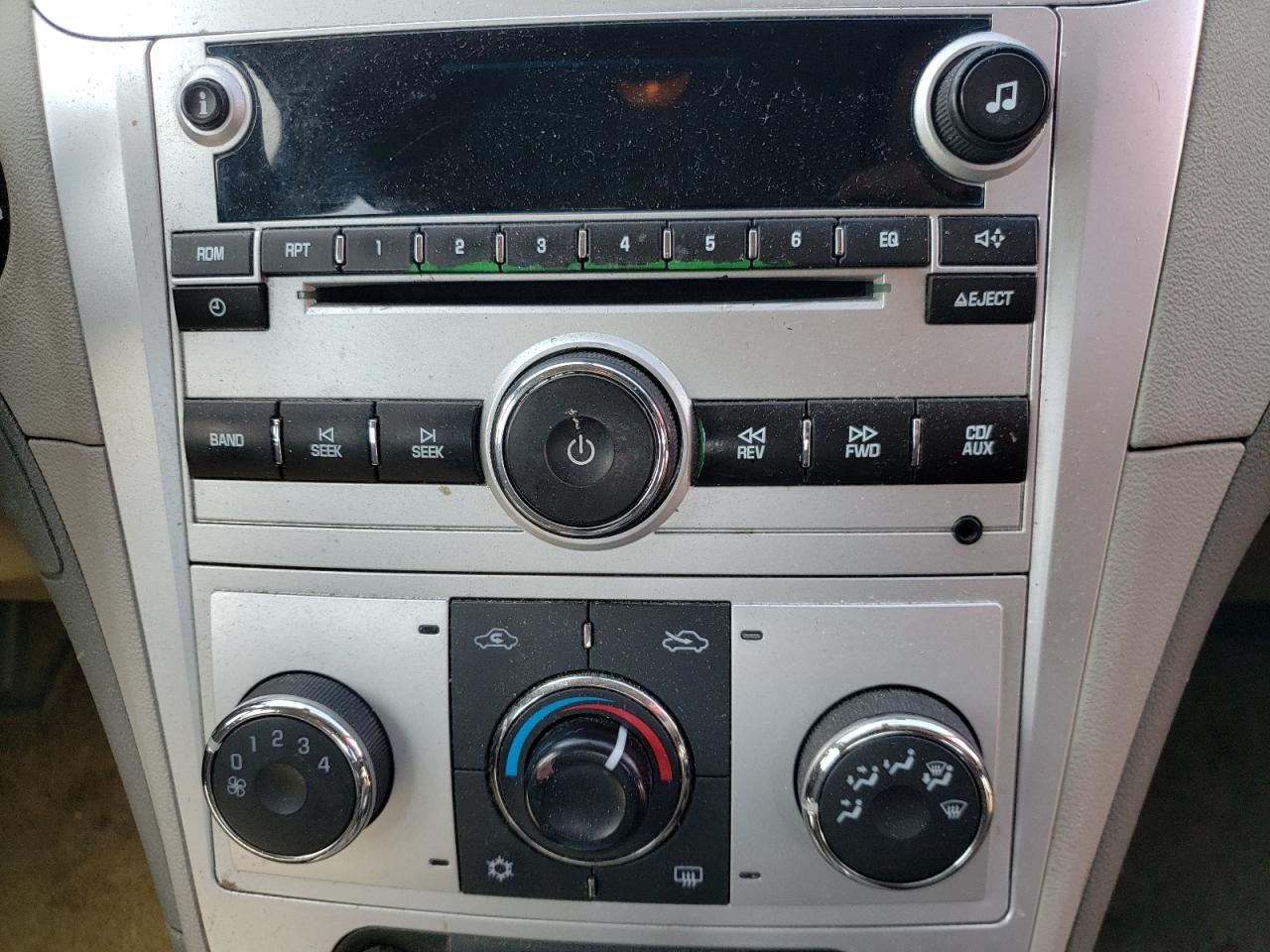 Photo 9 from auction – 2011 CHEVROLET MALIBU LS with VIN 1G1ZA5EU1BF308980