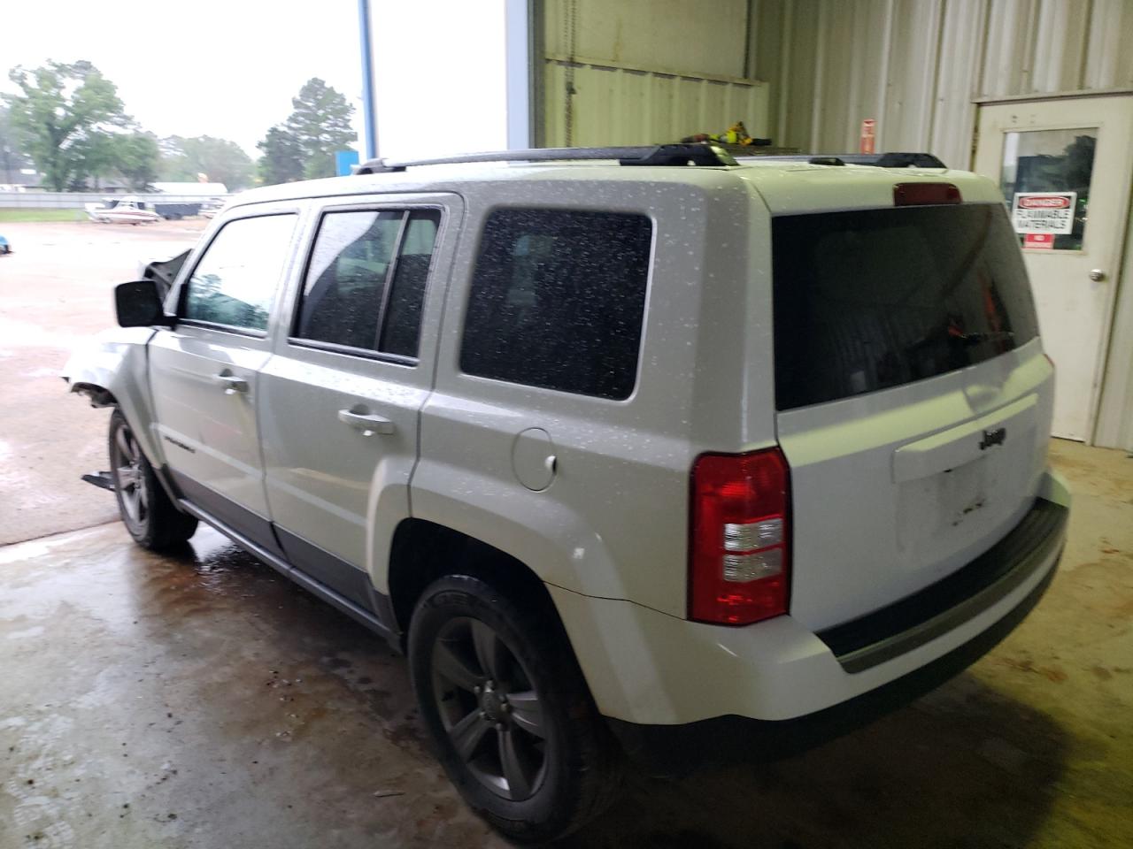 Photo 3 from auction – 2016 JEEP PATRIOT SP with VIN 1C4NJPBA5GD694057