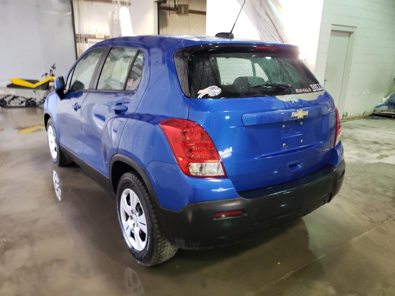 Photo 3 from auction – 2016 CHEVROLET TRAX LS with VIN KL7CJKSB7GB537691