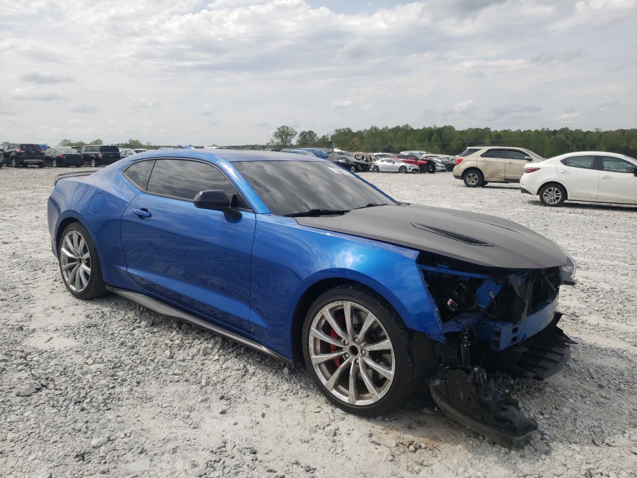 CHEVROLET CAMARO SS 2018 with VIN 1G1FE1R74J0107306 - Photo from auction