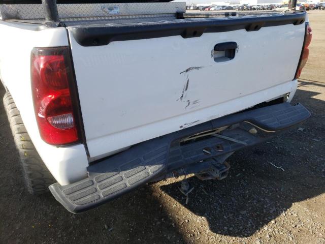 Photo 9 from auction – 2005 CHEVROLET SILVERADO with VIN 2GCEC19V351258400