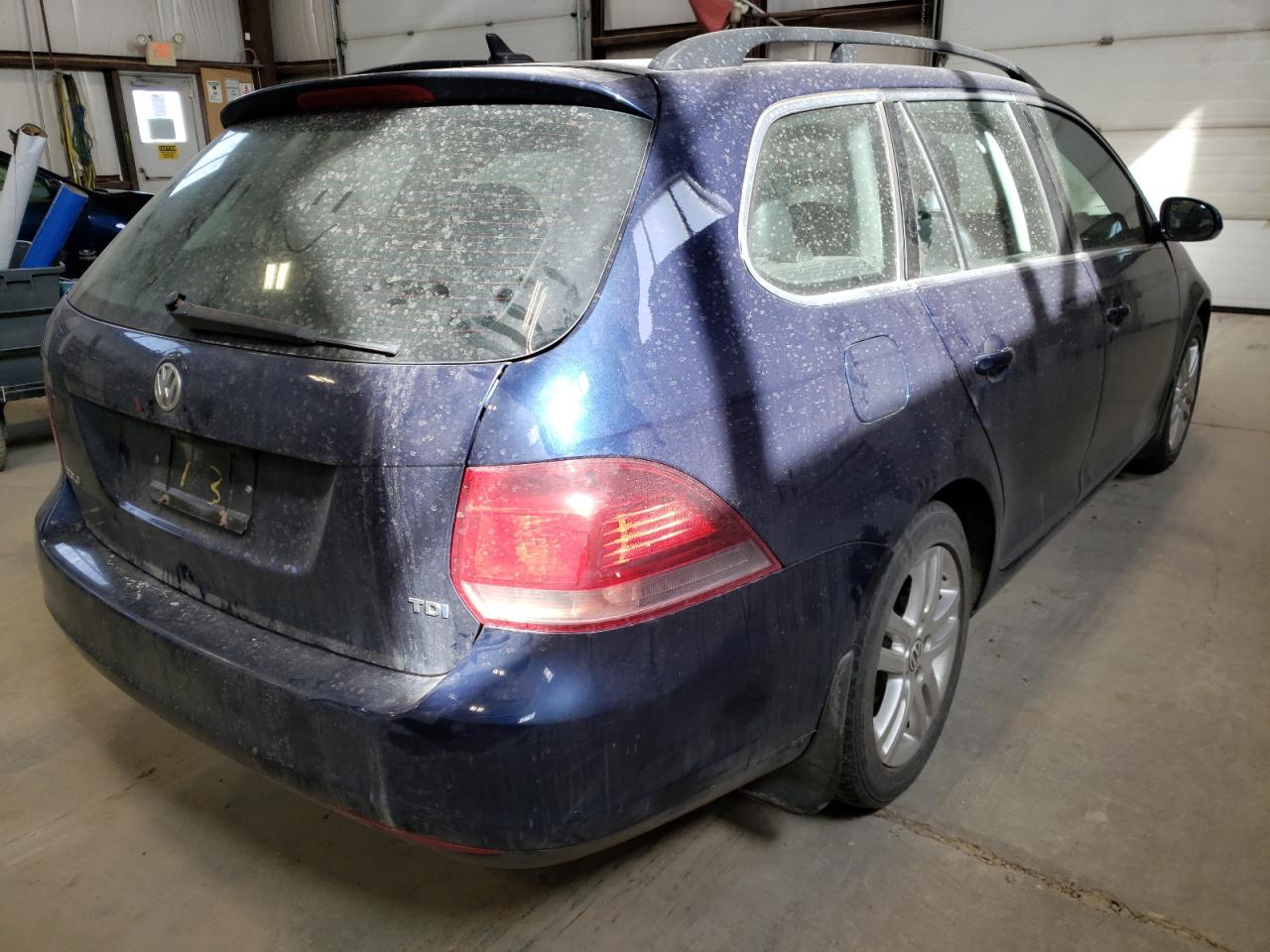 Photo 4 from auction – 2011 VOLKSWAGEN JETTA TDI with VIN 3VWML8AJ3BM649996