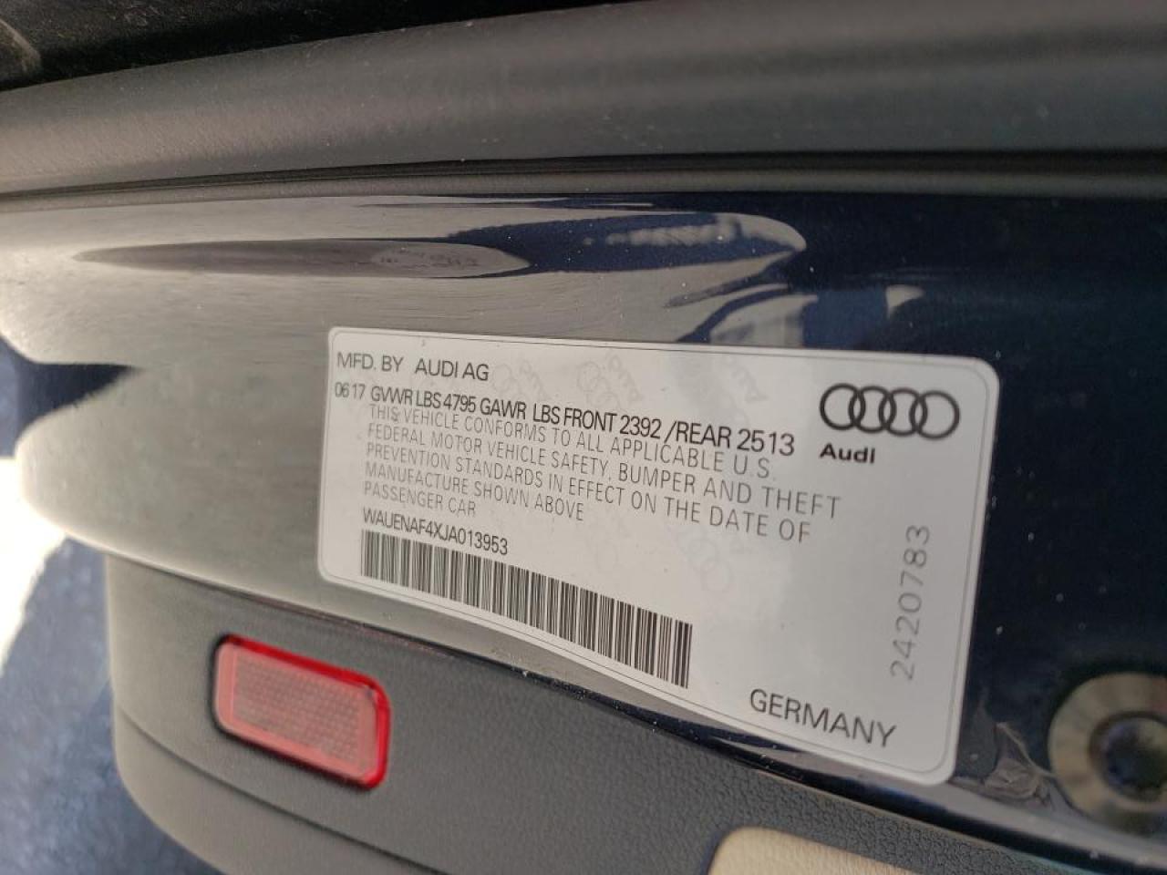 Photo 10 from auction – 2018 AUDI A4 PREMIUM with VIN WAUENAF4XJA013953