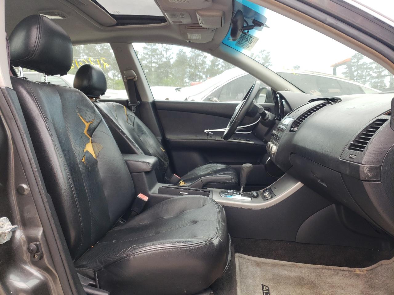 Photo 5 from auction – 2005 NISSAN ALTIMA SE with VIN 1N4BL11D65C106102