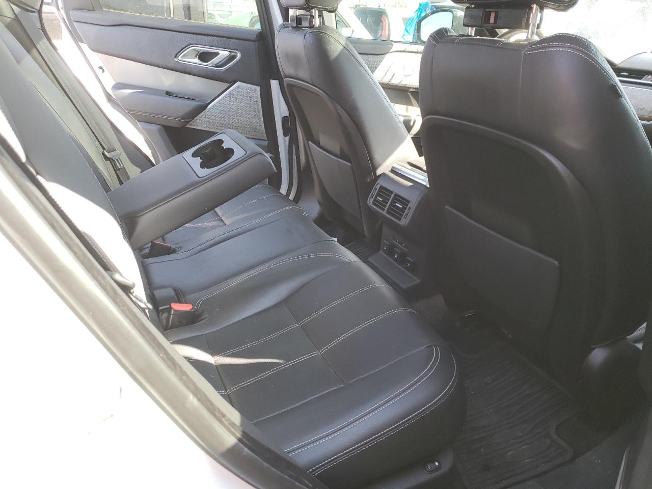 Photo 6 from auction – 2018 LAND ROVER RANGE ROVE with VIN SALYB2RX6JA774539