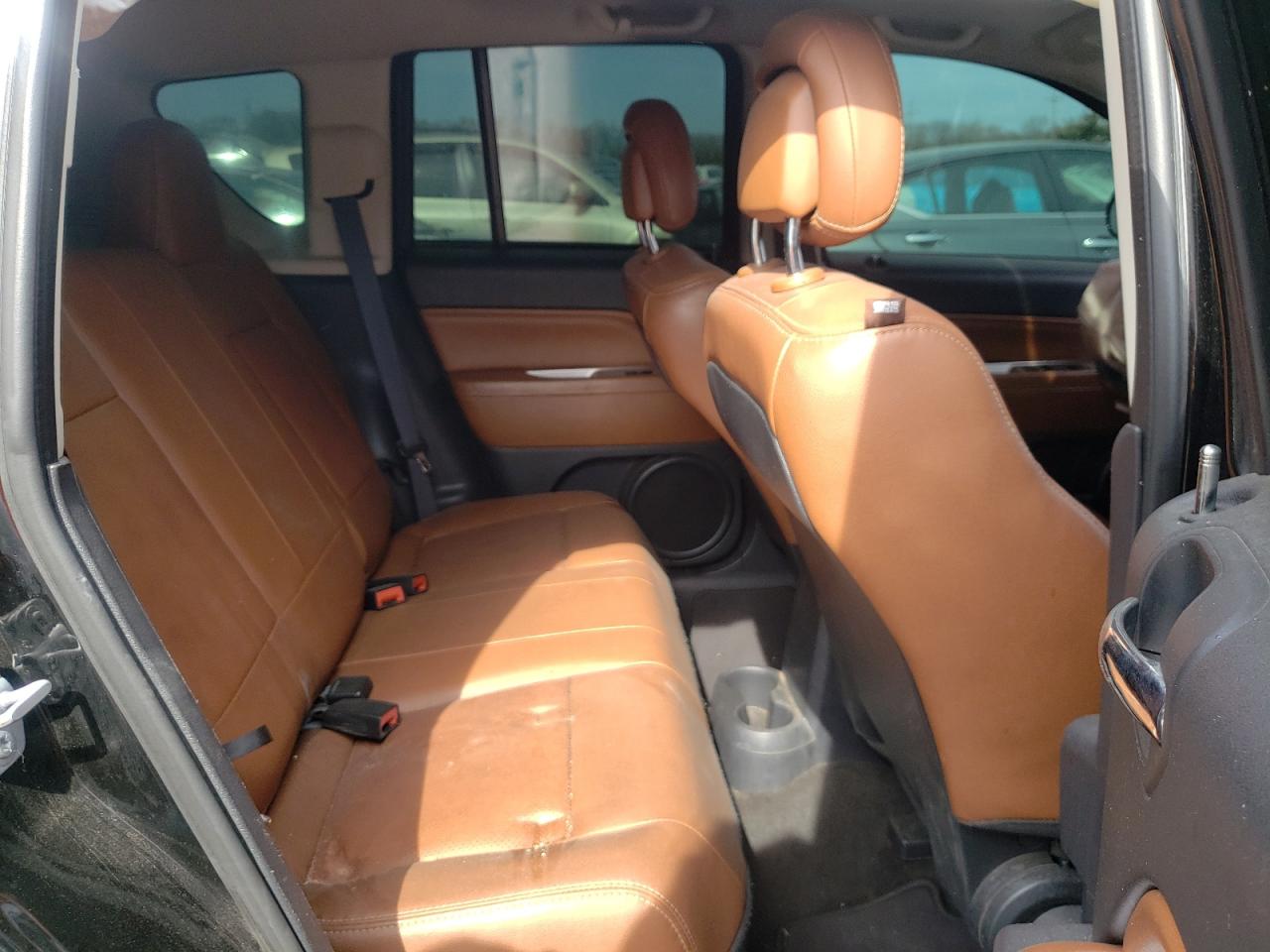 Photo 6 from auction – 2015 JEEP COMPASS LI with VIN 1C4NJDCB0FD340256