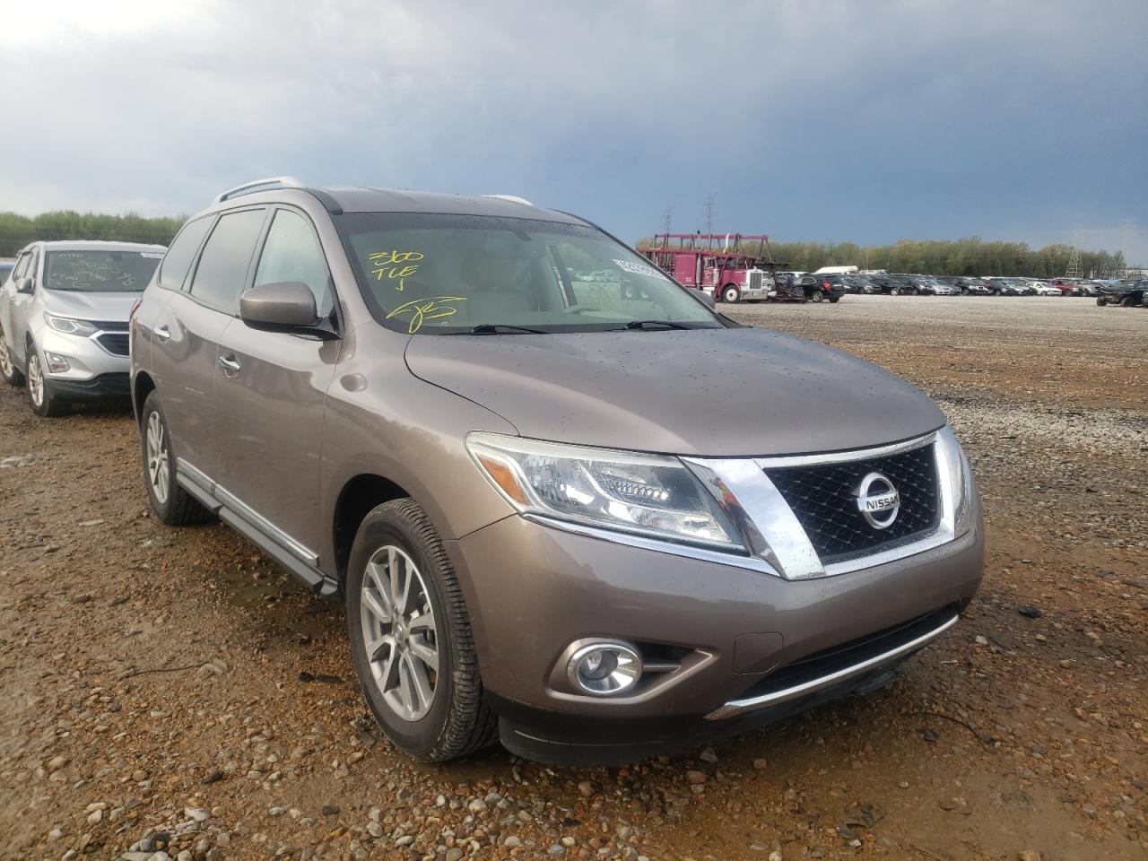 NISSAN PATHFINDER 2014 con VIN 5N1AR2MN8EC646285 - Foto de la subasta
