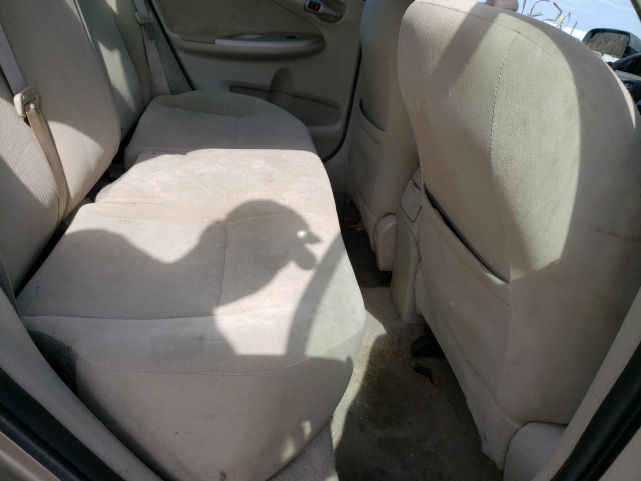 Photo 6 from auction – 2010 TOYOTA COROLLA BA with VIN 2T1BU4EEXAC462842