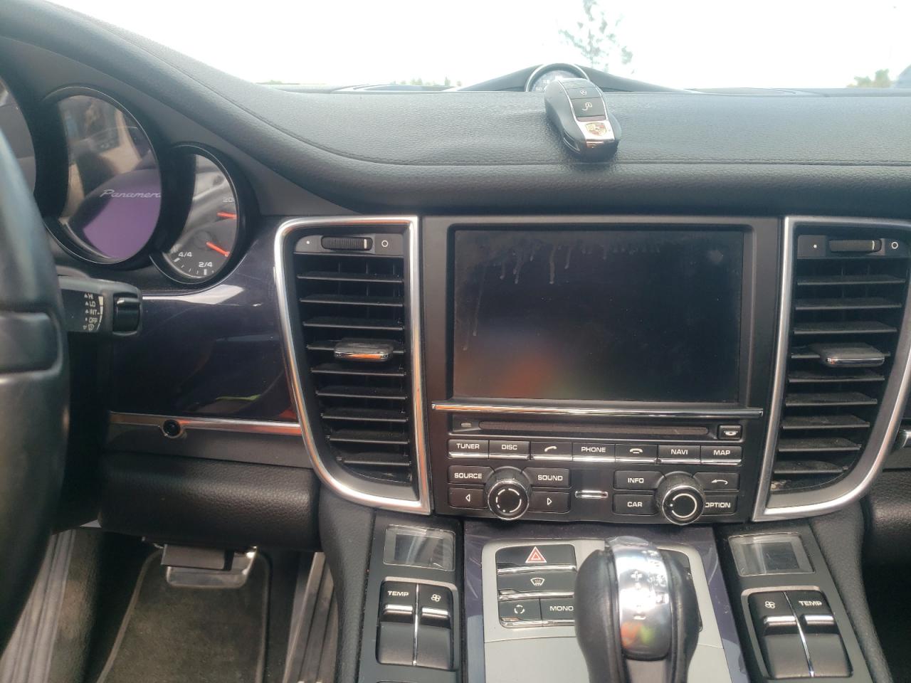 Photo 9 from auction – 2011 PORSCHE PANAMERA 2 with VIN WP0AA2A76BL020876
