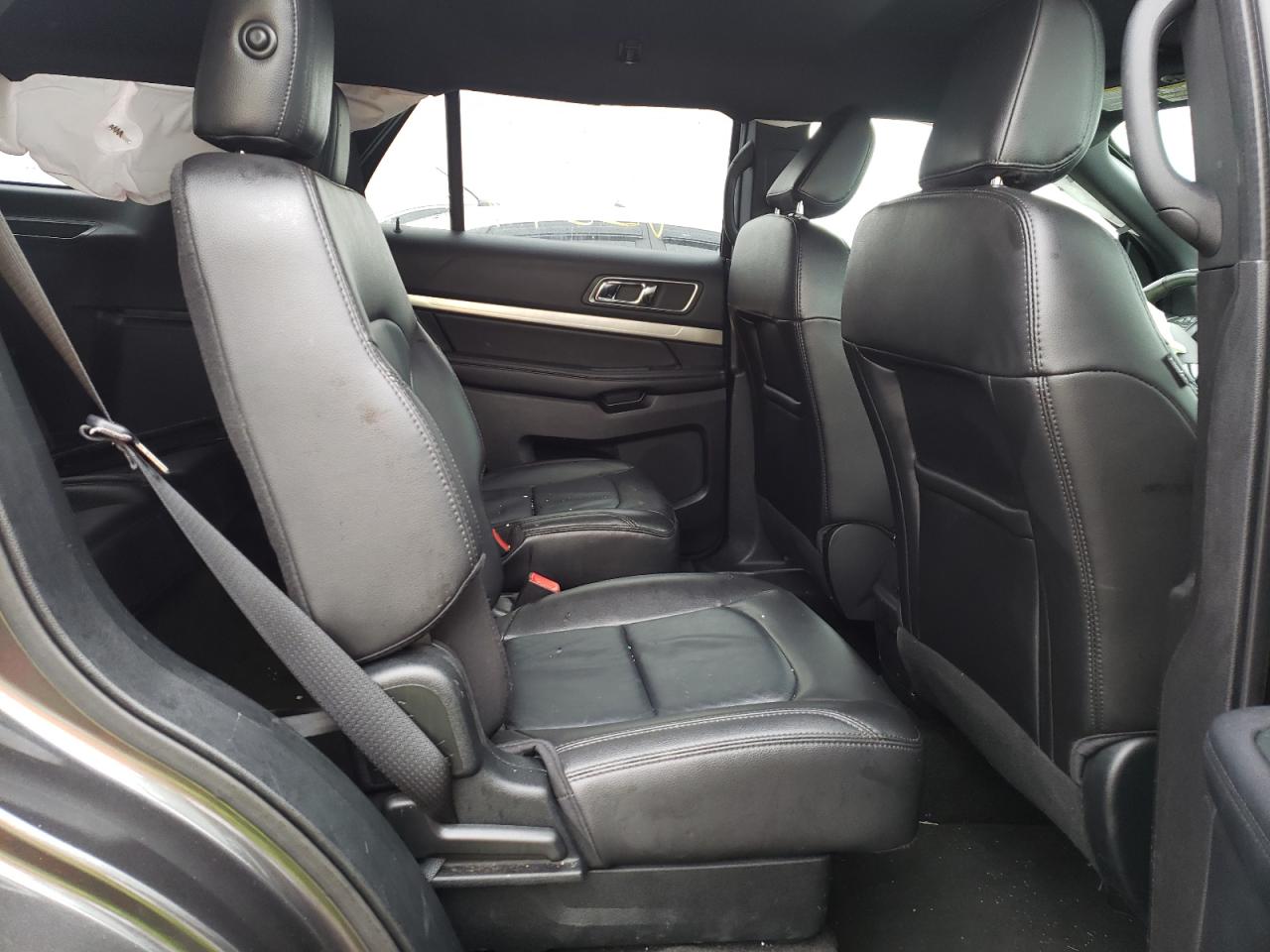 Photo 6 from auction – 2018 FORD EXPLORER X with VIN 1FM5K8D86JGA80469