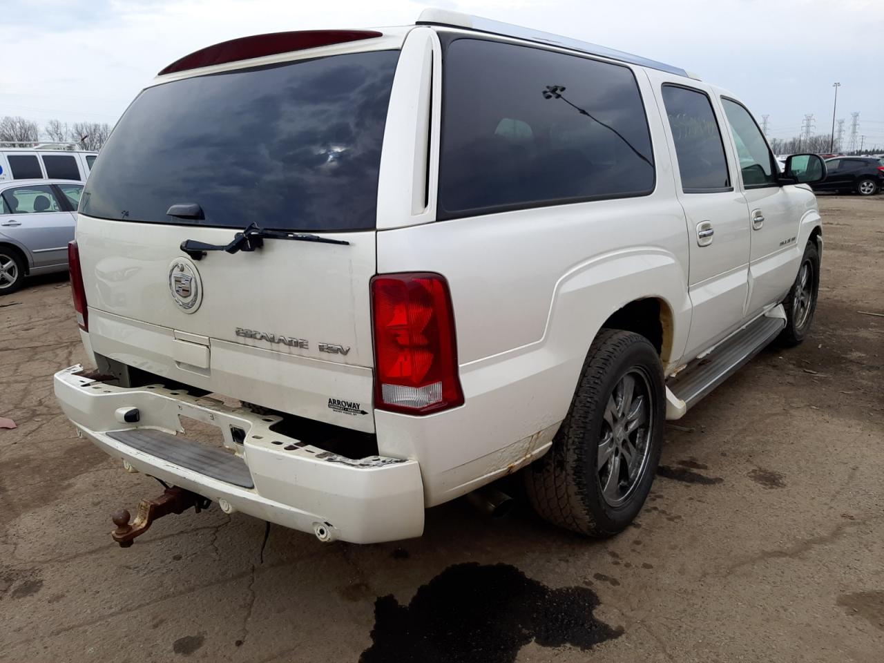Photo 4 from auction – 2005 CADILLAC ESCALADE E with VIN 3GYFK66N65G165171