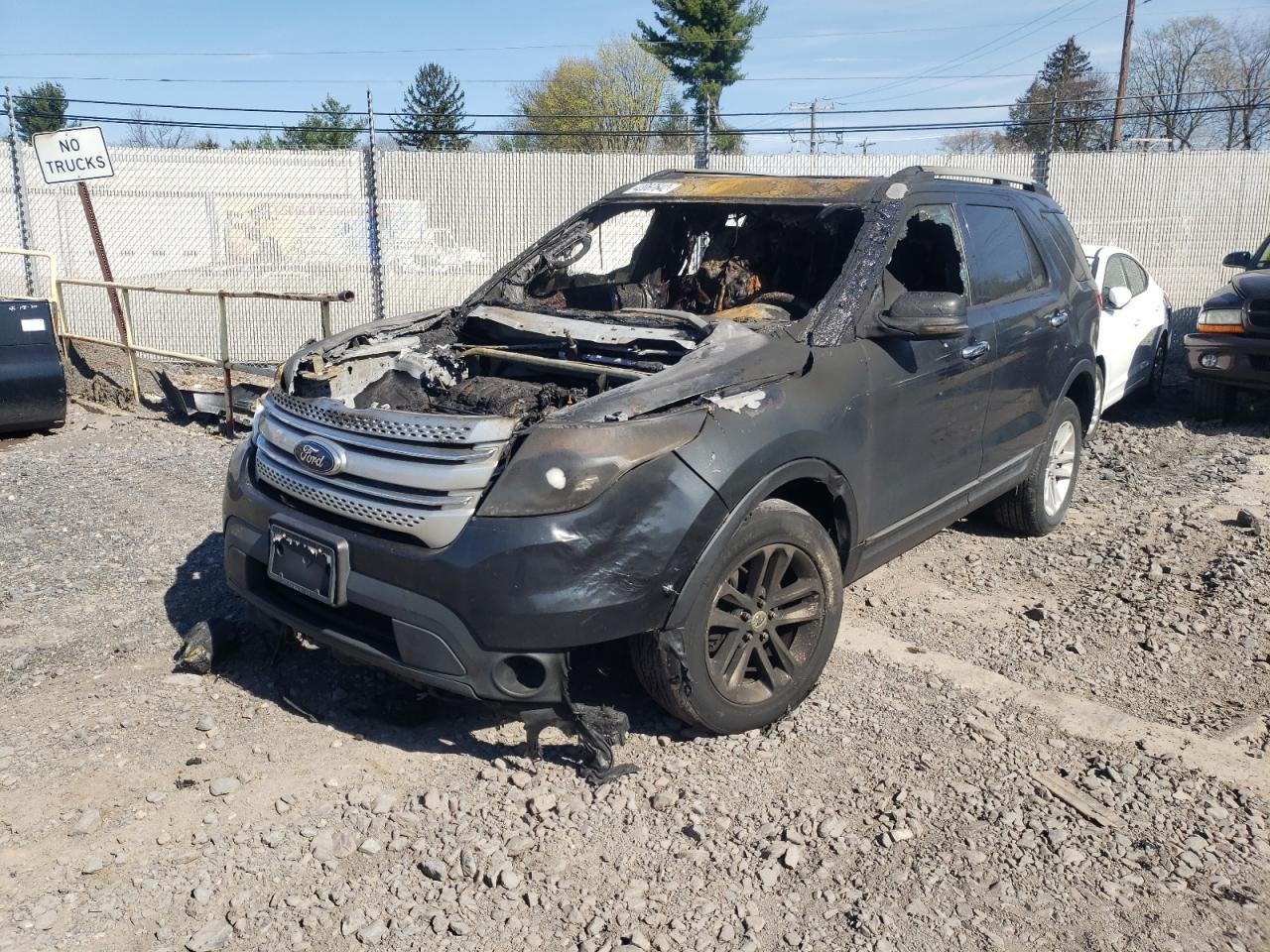 Photo 2 from auction – 2013 FORD EXPLORER X with VIN 1FM5K8D88DGA09696