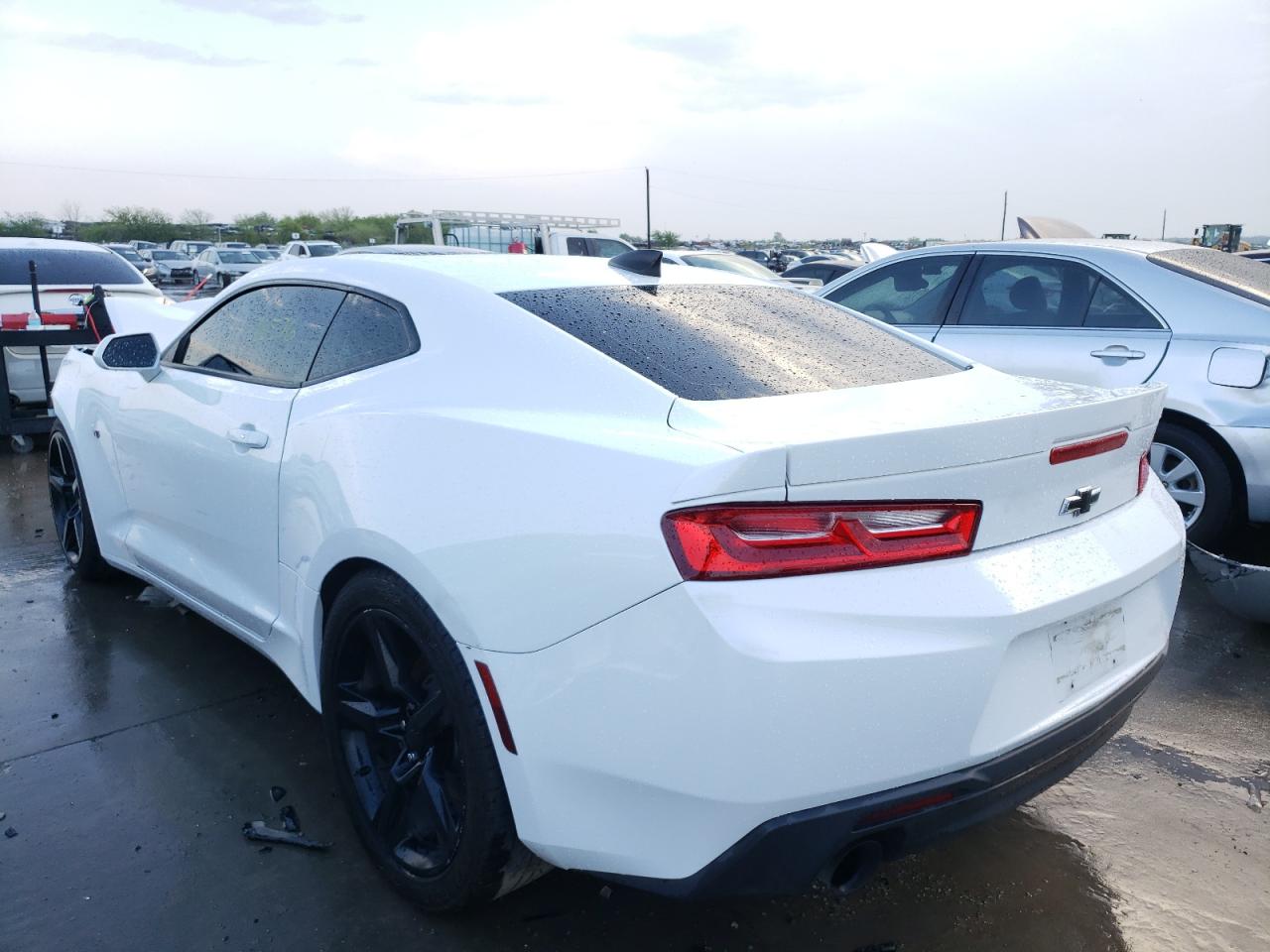 Photo 3 from auction – 2017 CHEVROLET CAMARO LT with VIN 1G1FB1RX4H0137151