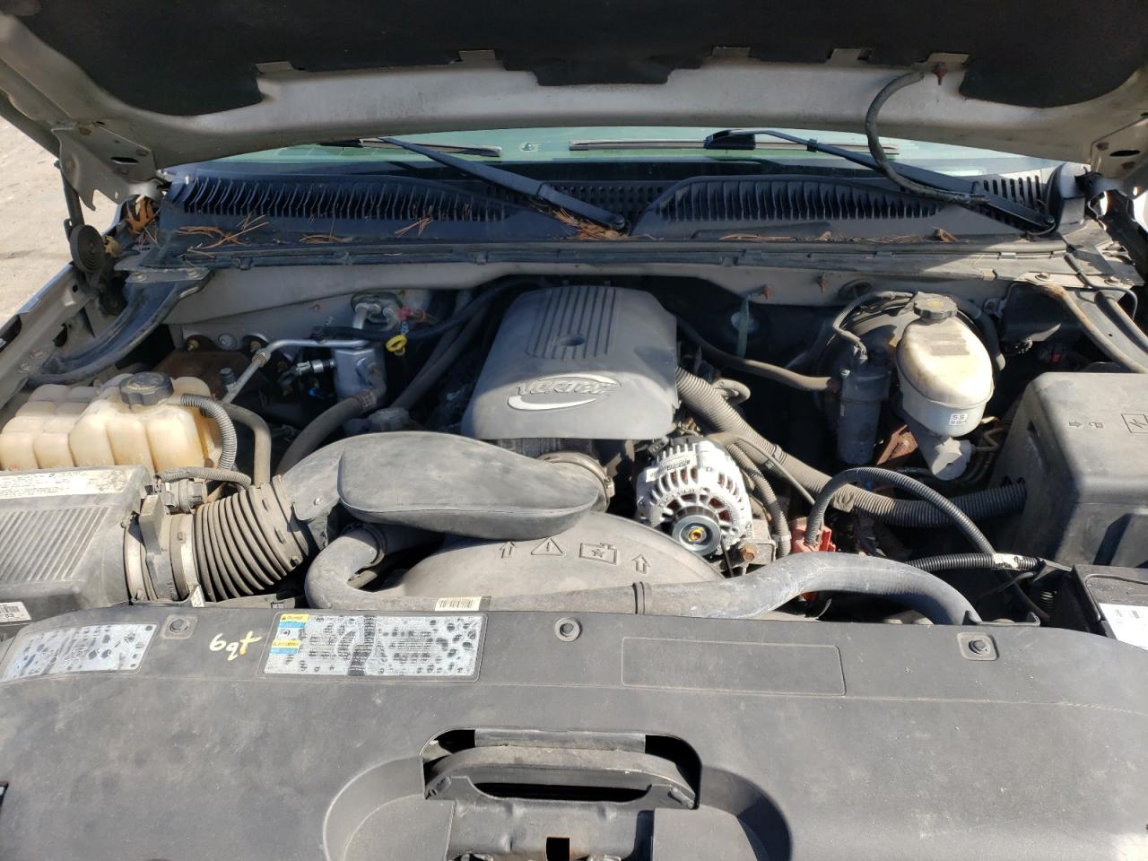 Photo 7 from auction – 2004 CHEVROLET SILVERADO with VIN 1GCEC14T04Z352293