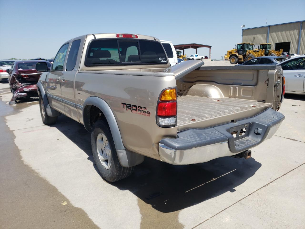 Photo 3 from auction – 2001 TOYOTA TUNDRA ACC with VIN 5TBRT34141S181663