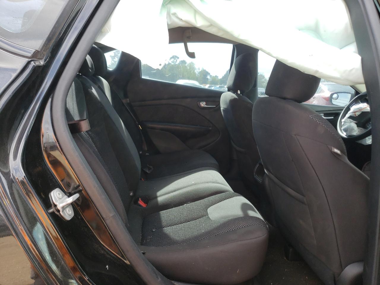 Photo 6 from auction – 2015 DODGE DART SE with VIN 1C3CDFAAXFD337745