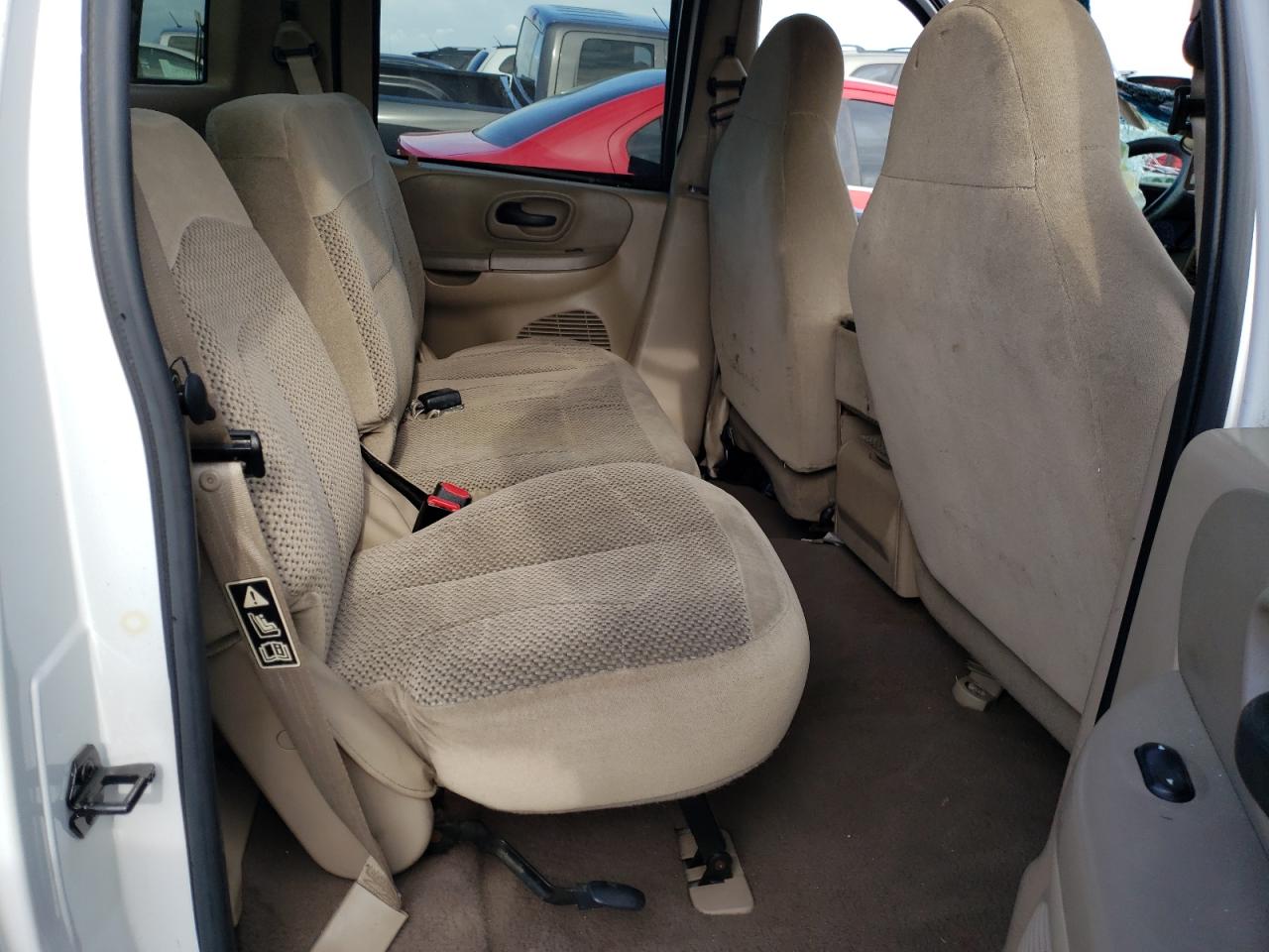 Photo 6 from auction – 2001 FORD F150 SUPER with VIN 1FTRW07WX1KD66344