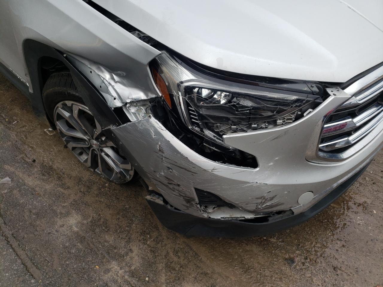 Photo 9 from auction – 2019 GMC TERRAIN SL with VIN 3GKALPEV4KL186256