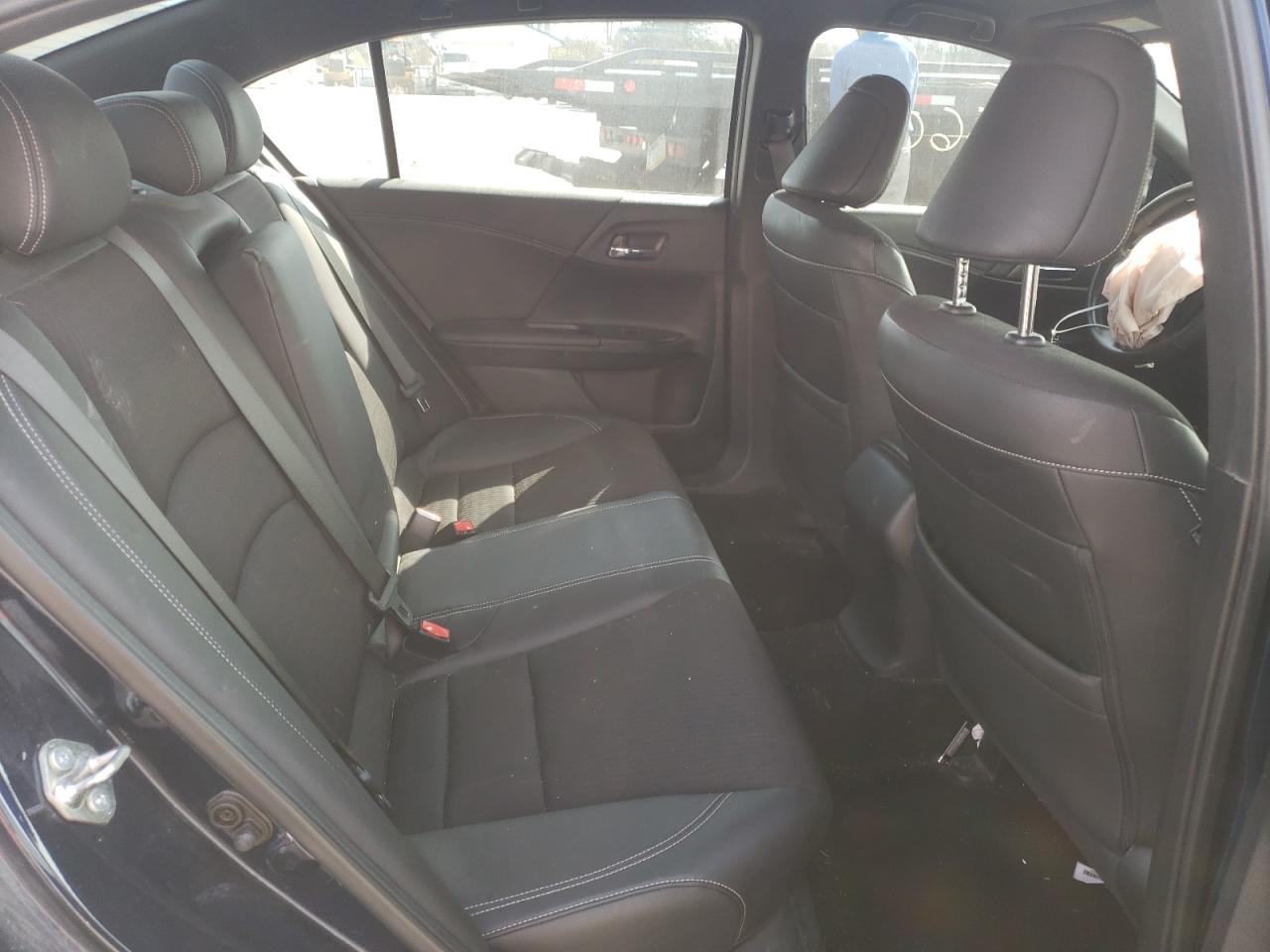 Photo 6 from auction – 2017 HONDA ACCORD SPO with VIN 1HGCR2F56HA046800