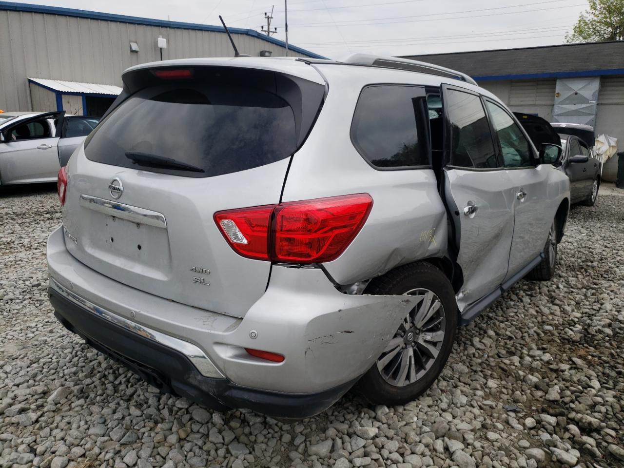 Photo 4 from auction – 2018 NISSAN PATHFINDER with VIN 5N1DR2MM5JC617826