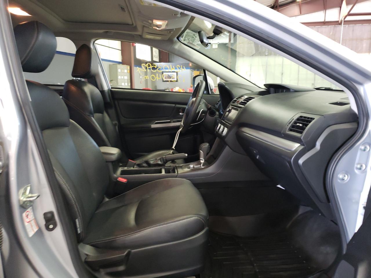 Photo 5 from auction – 2014 SUBARU XV CROSSTR with VIN JF2GPBKC4EH329677