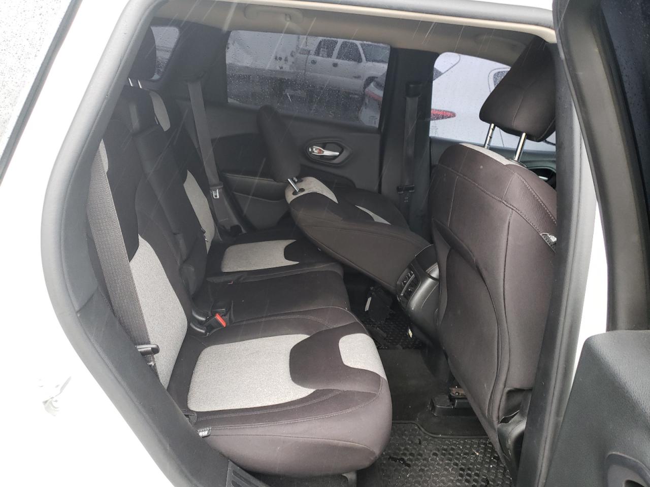 Photo 6 from auction – 2014 JEEP CHEROKEE L with VIN 1C4PJMCBXEW291398